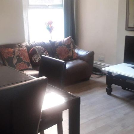 Bright Home Guest House Manchester Exterior foto